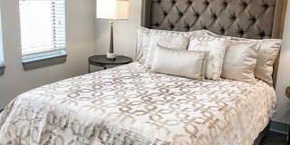 The Ivy at Berlin Place Gallery 24