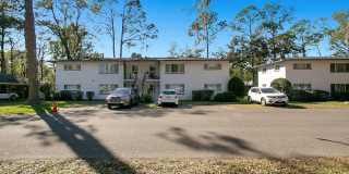 The Elizabeth Gallery 18