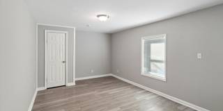 1227 East 38th Street Gallery 4