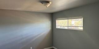 b> One Bedroom Ground Floor Apartment Close to Renown & VA Hospital<br><br> Gallery 4