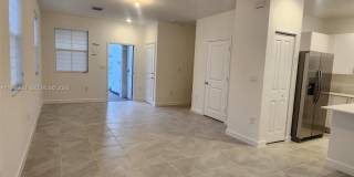 2429 SE 28 DR Gallery 10