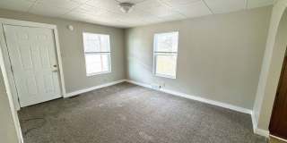 2 Bed / 1 Bath House Off North Main Street Gallery 4