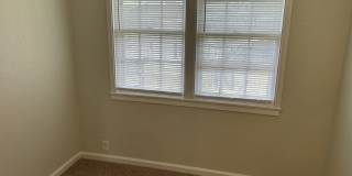 Lovely Two Story 3 Bedroom Unit Gallery 17