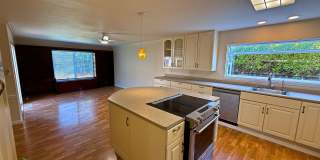 $4895 - Beautiful 4 Bed/2 Ba Cambrian Park Home Available Now! Gallery 19