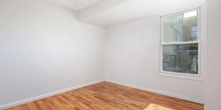 131 Armstrong Ave Gallery 16