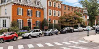 152 N MAIN Street Gallery 44