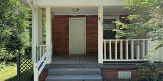 Swannanoa - Newly Renovated Beacon Village Cottage Gallery 1