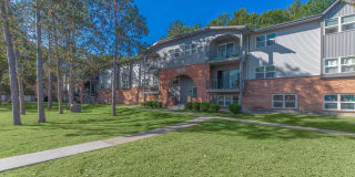 London Square Gallery 7