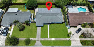 9075 SW 48th Ter Gallery 31