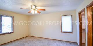 Charming 3 Bedroom in West Des Moines Home for Rent Gallery 18