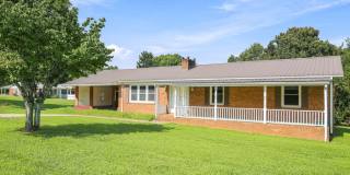 1404 Cedar Drive Gallery 1