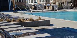 4bd 3.5b Almost New Townhome Gallery 23