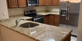 Spacious 3 Bedroom Condo- RENT TODAY & SAVE! Gallery 8