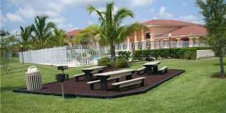 221 SW Palm Drive Gallery 20