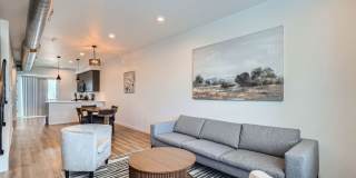 New Downtown Longmont Townhome | Office + 2BDR Gallery 1