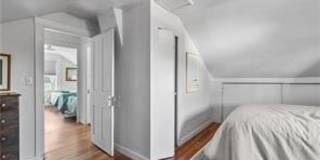 14 Dearborn Street Gallery 20