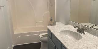 Room in 3 Bedroom Home at Tennyson Dr Gallery 15