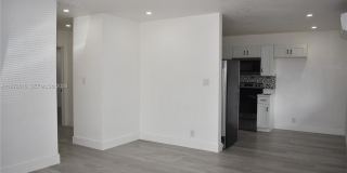 900 Northwest 8th Avenue Gallery 4