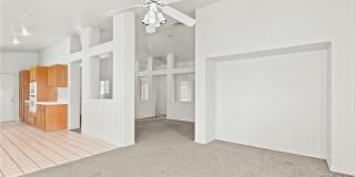1815 STABLEGATE Avenue Gallery 12