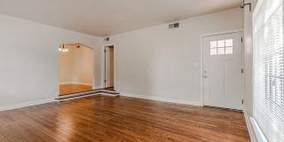 Beautiful Historic Duplex in OKC: 1824 Carey Place - 1 Gallery 12
