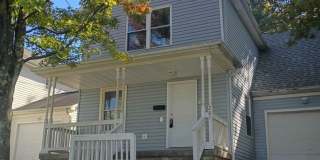 205 W Chalmers Ave - 4beds 1.5bath 205 W Chalmers Ave - 4beds 1.5bath Gallery 1