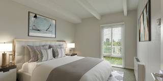 1044 Downing Gallery 25