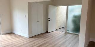 20452 Southwest Cypress Street Gallery 1