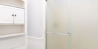 4 Bed home in Olathe- Quick access to I-35 Gallery 27