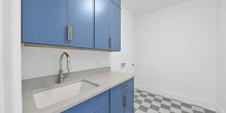 625 Glascock Street Gallery 31