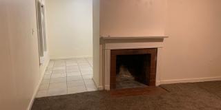 2 bedroom house in Midtown accross the street from Denton Park! Gallery 10
