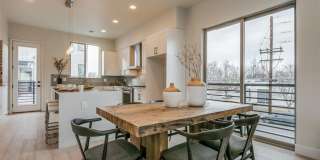 Beautiful Townhome in Southeast Denver Gallery 15