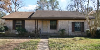 908 East Stone Street Gallery 1