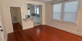 212 GRENADINE Street Gallery 6