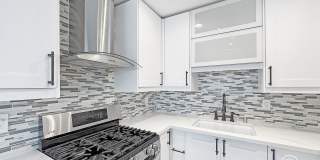 Sophisticated 2BD/2.5BA City Heights Home with Private Deck, Canyon Views & Soaking Tub Gallery 3