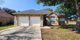 Oak Run Subdivision / 3 Bedrooms / 1 Story / Fridge Included/ Large Fenced in Yard / NBISD Gallery 1