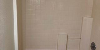 (SAM 4) 2793 S Cloverleaf Loop - 3 bdrm / 1.5 Bath Duplex Gallery 15