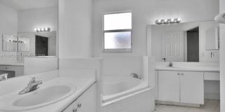 12864 SW 133rd Ter Gallery 13