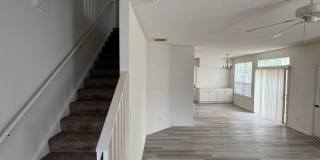 Condo Townhouse in Castleton Camden Village Gallery 4