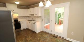 1933 Deep Forest Trl Gallery 6