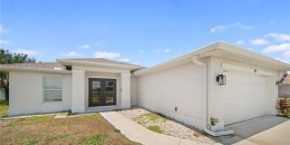 202 NW 25th Place Gallery 4