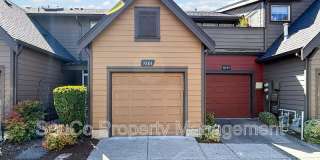 7261 Northeast Stoneybrook Street Gallery 3