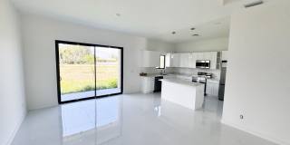 4210 Northwest 24th Terraceclientes@realtymiamigroup.com Gallery 5
