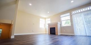 Beautiful Condo! Wonderful Neighborhood! Beautiful Condo! Wonderful Neighborhood! Gallery 1