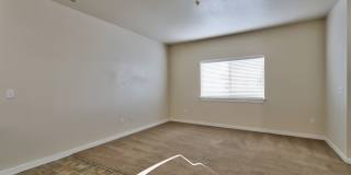 427 1st Ave N, 102 Gallery 3