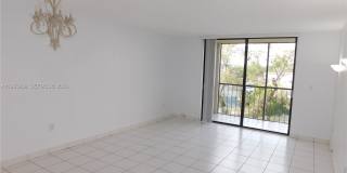 8025 SW 107 AV Gallery 4