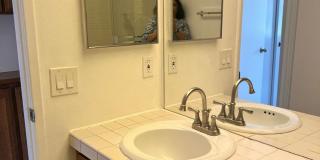 Spacious 2 Bedroom 2-1/2 Bathroom Townhome with 2-car garage in La Jolla near UCSD Gallery 21