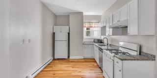 82-86 Water Street unit: 2 Gallery 11