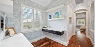 1028 Bay Street Gallery 35