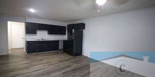 717 Ellis Avenue Gallery 1