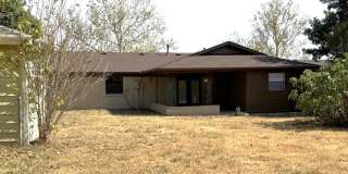 6710 SW Embassy Cir - AVAILABLE NOW! Gallery 23
